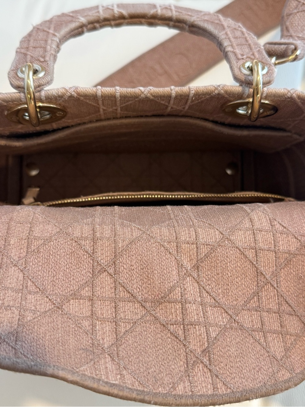 Dior Lady Dior Tote in Dusty Pink with Gold Hardware - Picture 9 of 15